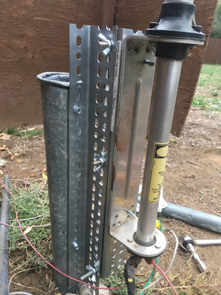 Build This Inexpensive and Versatile “Lazy Susan” Mast Mount